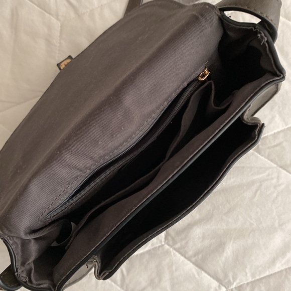 🫟5 FOR $25🫟 Crossbody Bag - Picture 5 of 5